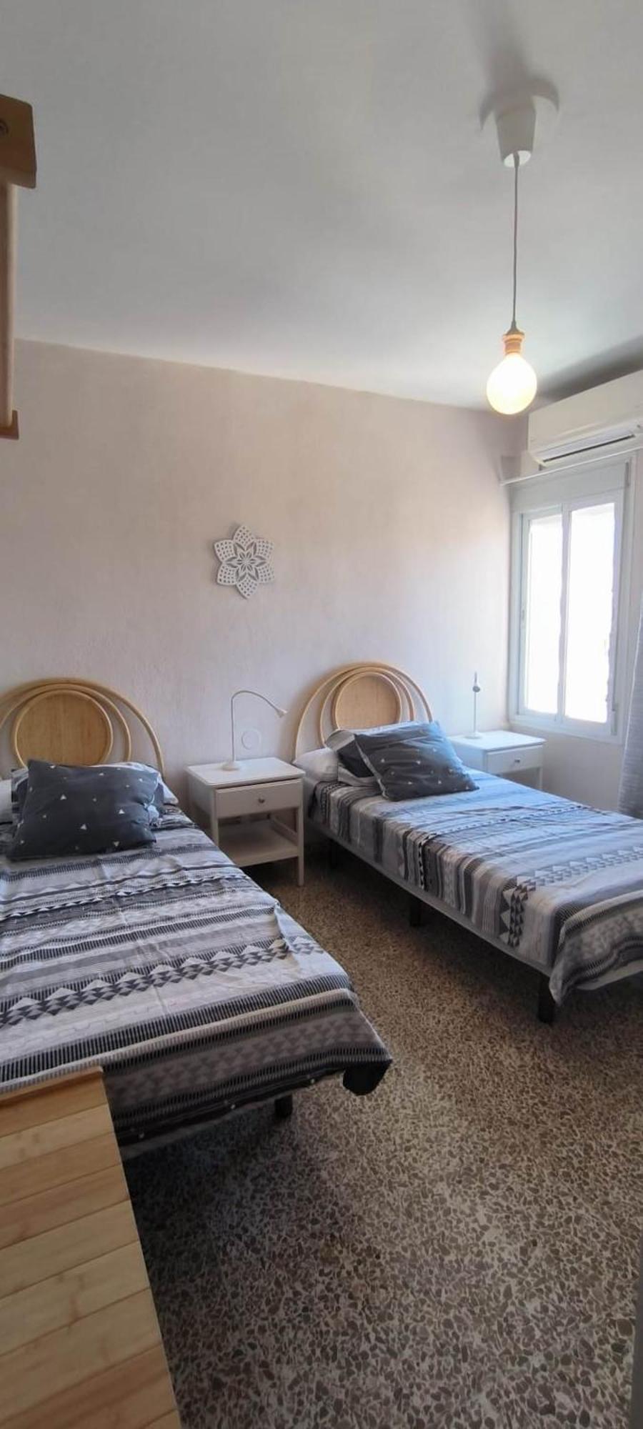 Luminoso Apartamento Playa Torrecilla. Con Piscina Nerja Luaran gambar