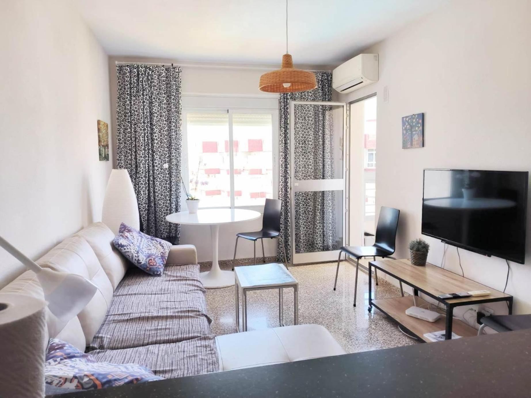 Luminoso Apartamento Playa Torrecilla. Con Piscina Nerja Luaran gambar